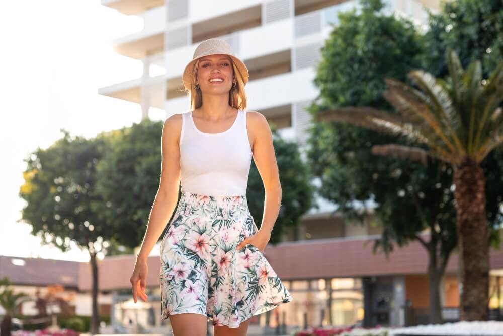 Majice in topi LELOSI: brezčasen temelj vsake modne omare