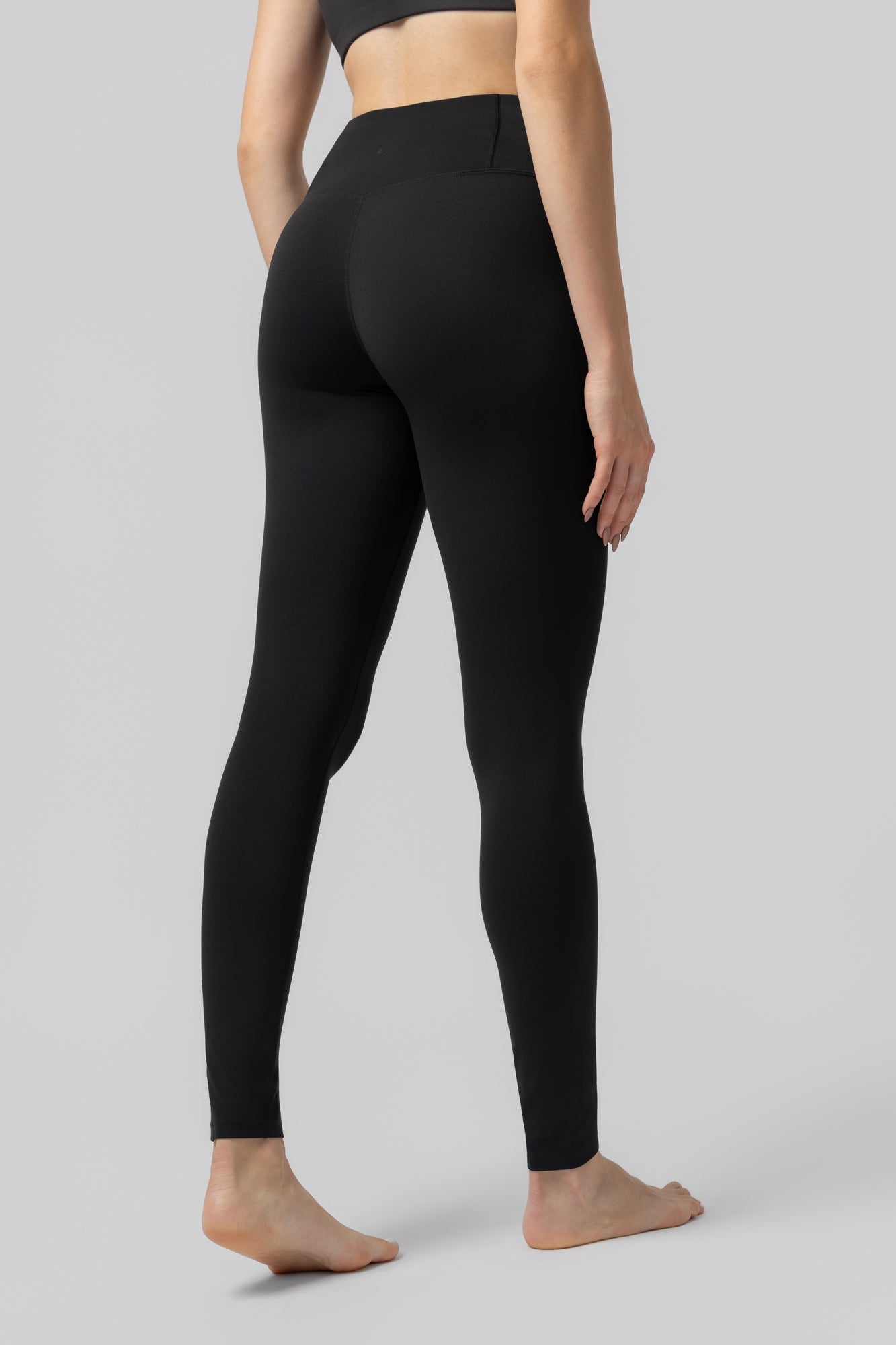 Dolge pajkice Black mamba