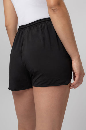 lelosi kratke hlače prijateljica 1